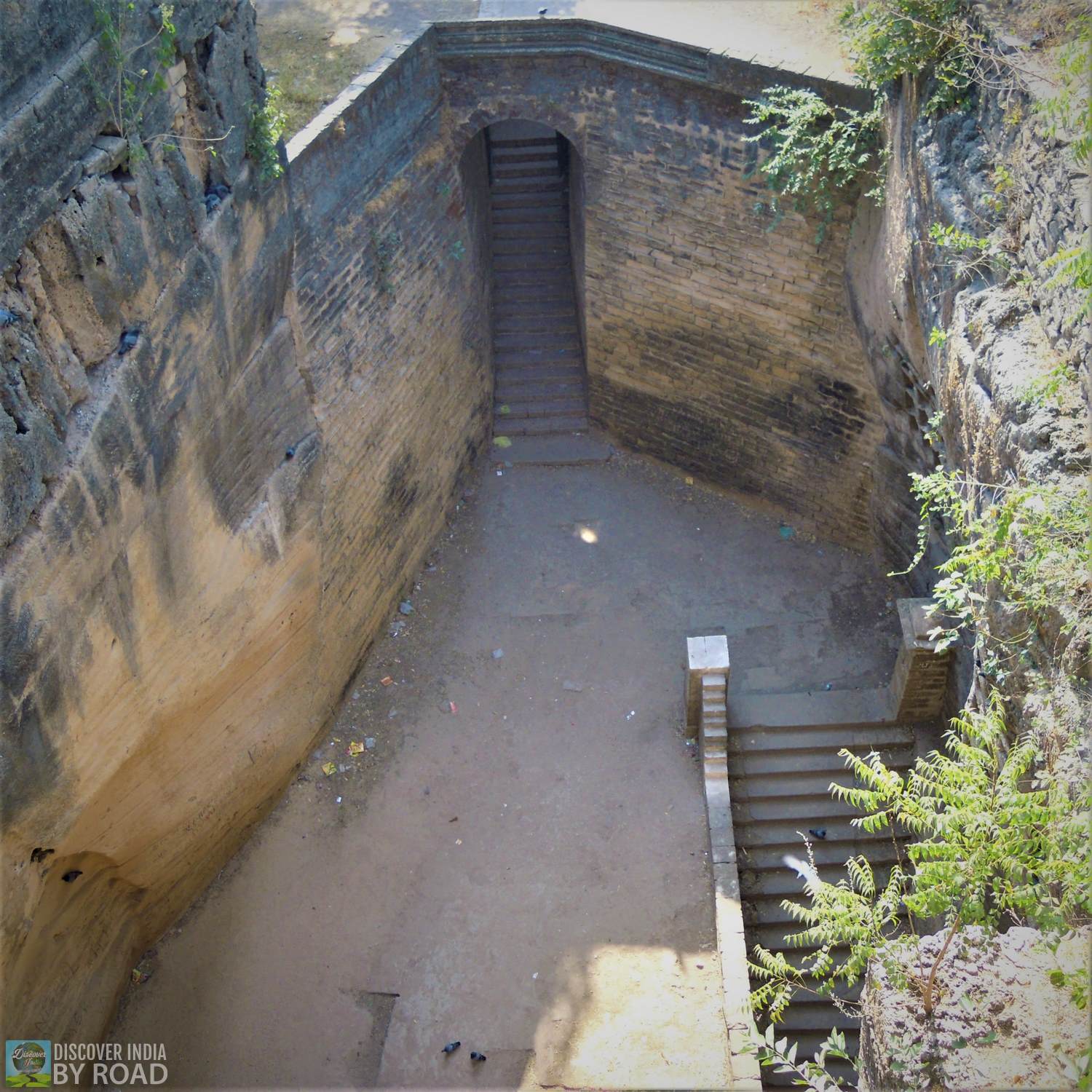 View of steps going below to Navghan kuvo