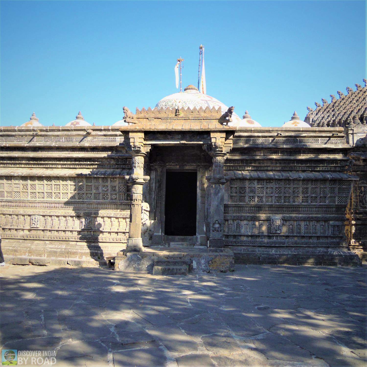 Samprati Raja temple at Neminath Jain Temple