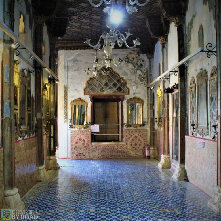 Corridor area of Aina Mahal bhuj