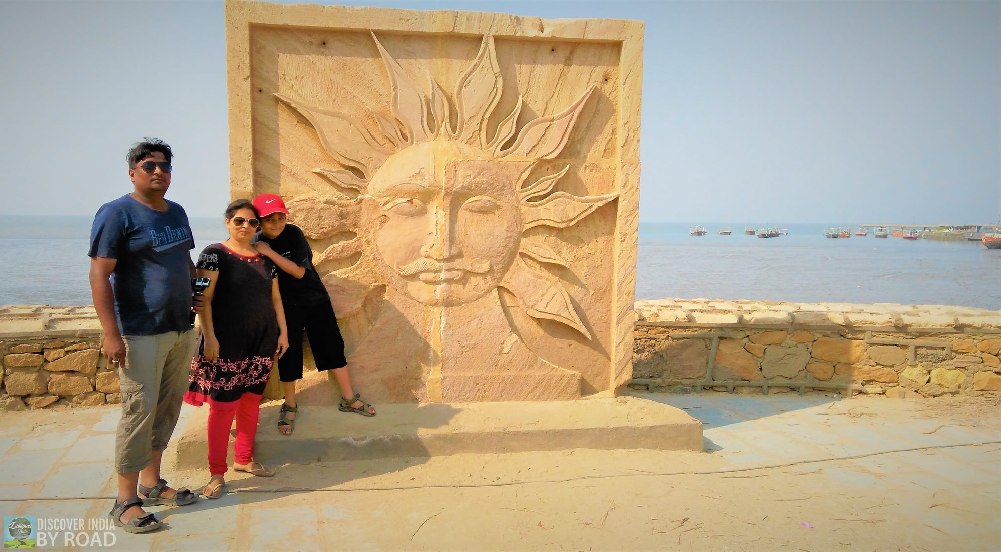 Selfy Point at Koteshwar Jetty with SUN Frame in background