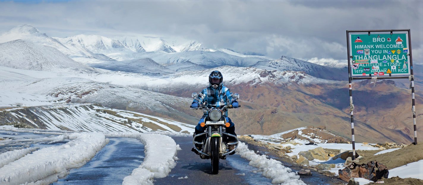 leh ladakh road trip in april