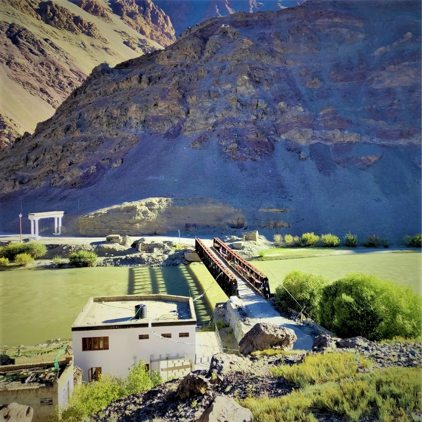 Mahe Bridge Over Indus River