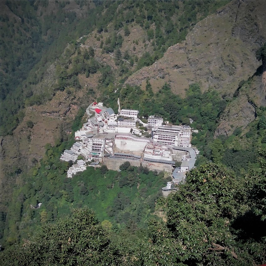 View of Bhavan from Bhairon Ghati