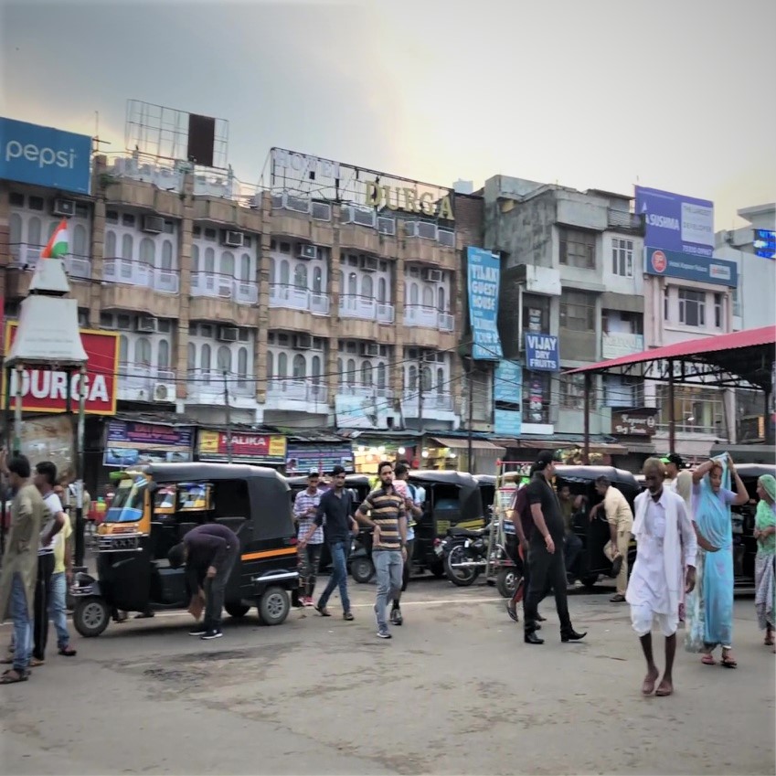 Katra Chowk Auto Stand