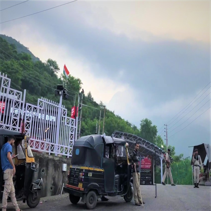 Tarakote Marg Auto Stand