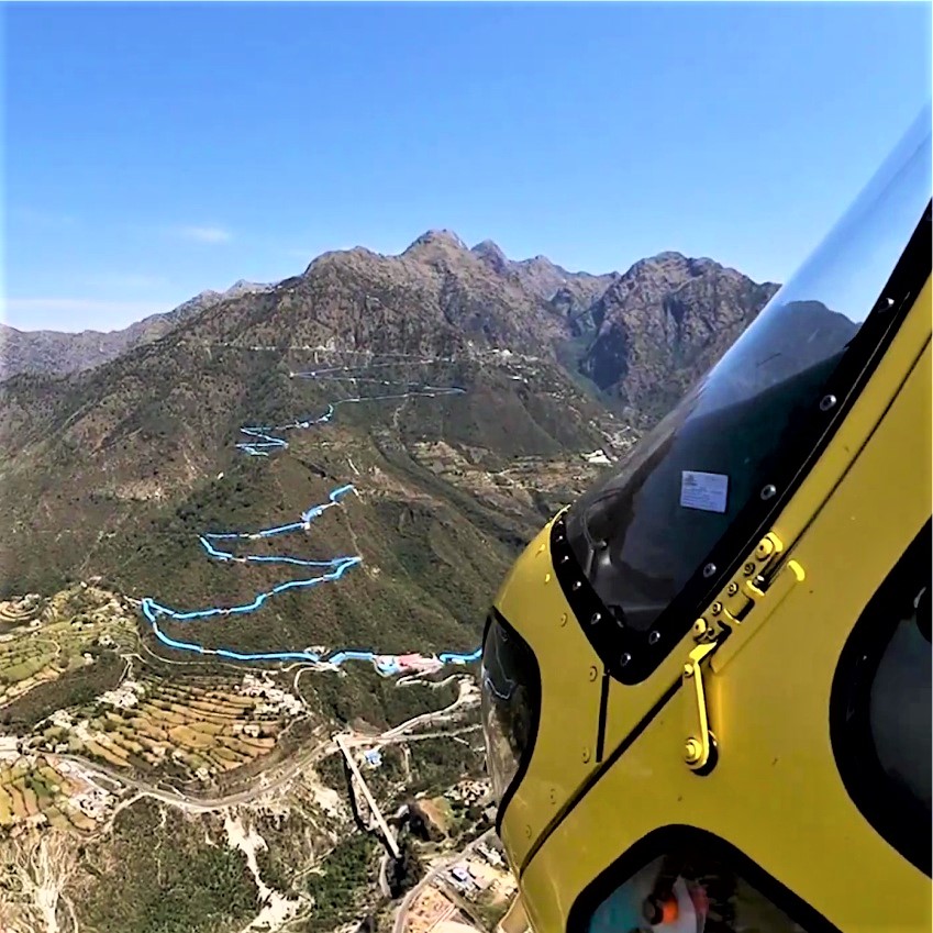 View of Tarakote Marg from Helicopter