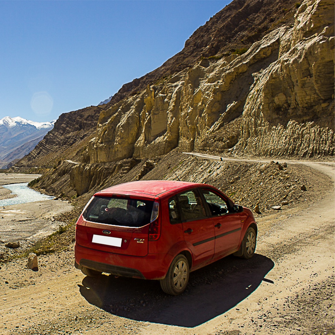 Spiti valley road trip in car