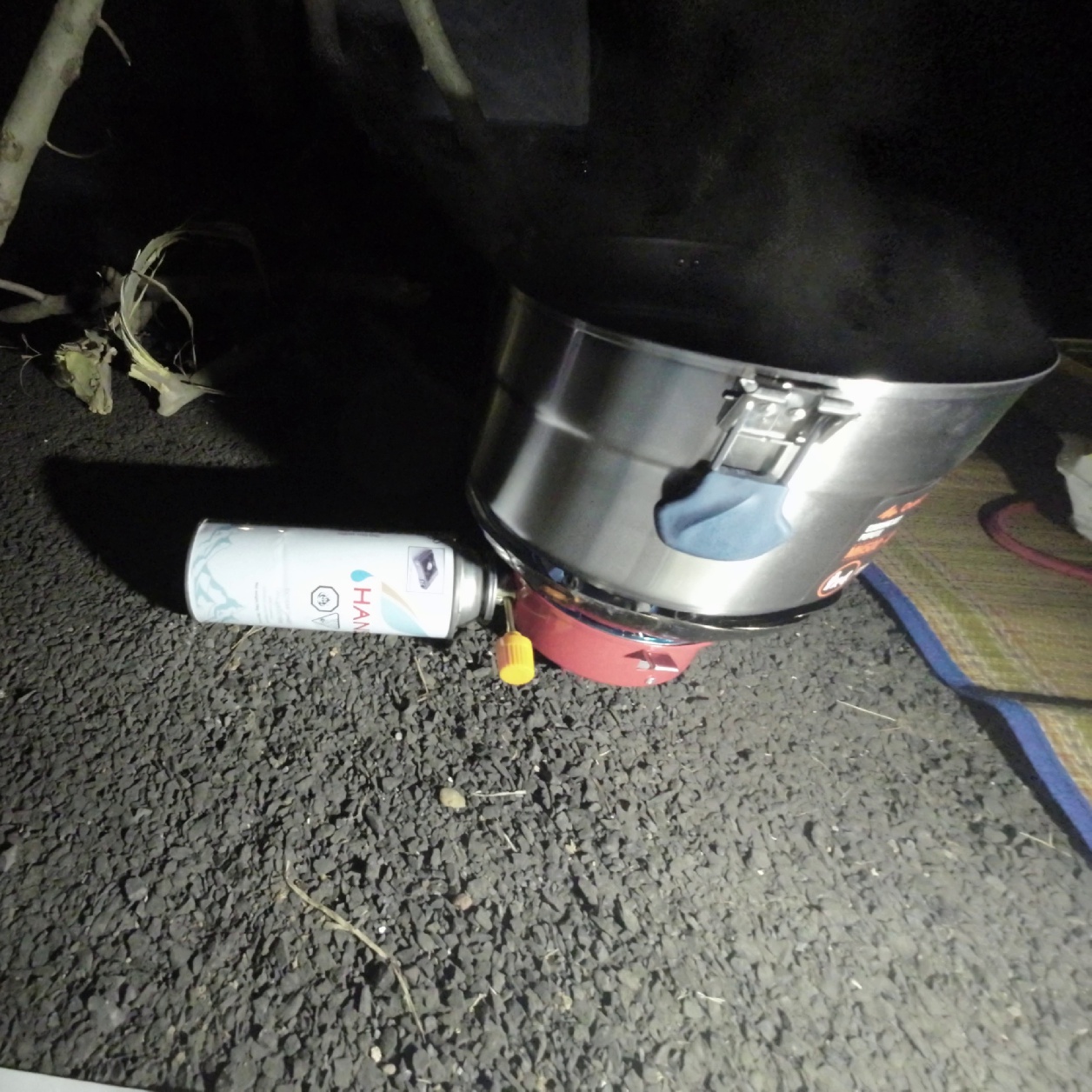 Portable stove butane can